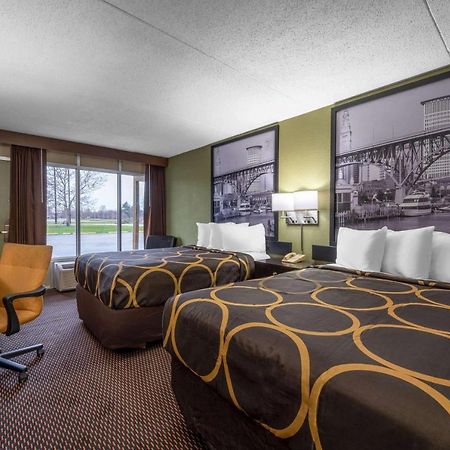 Hotel Super 8 By Wyndham Perrysburg-Toledo Exterior foto