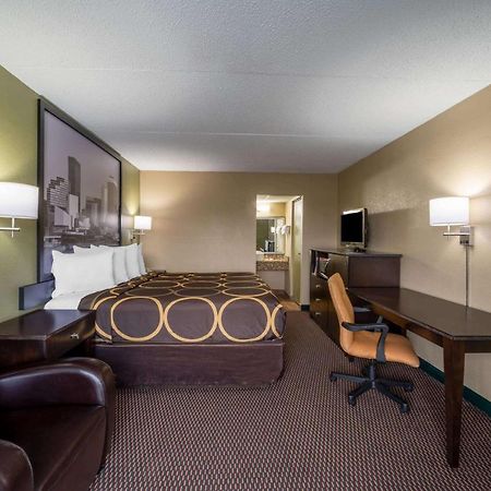 Hotel Super 8 By Wyndham Perrysburg-Toledo Exterior foto