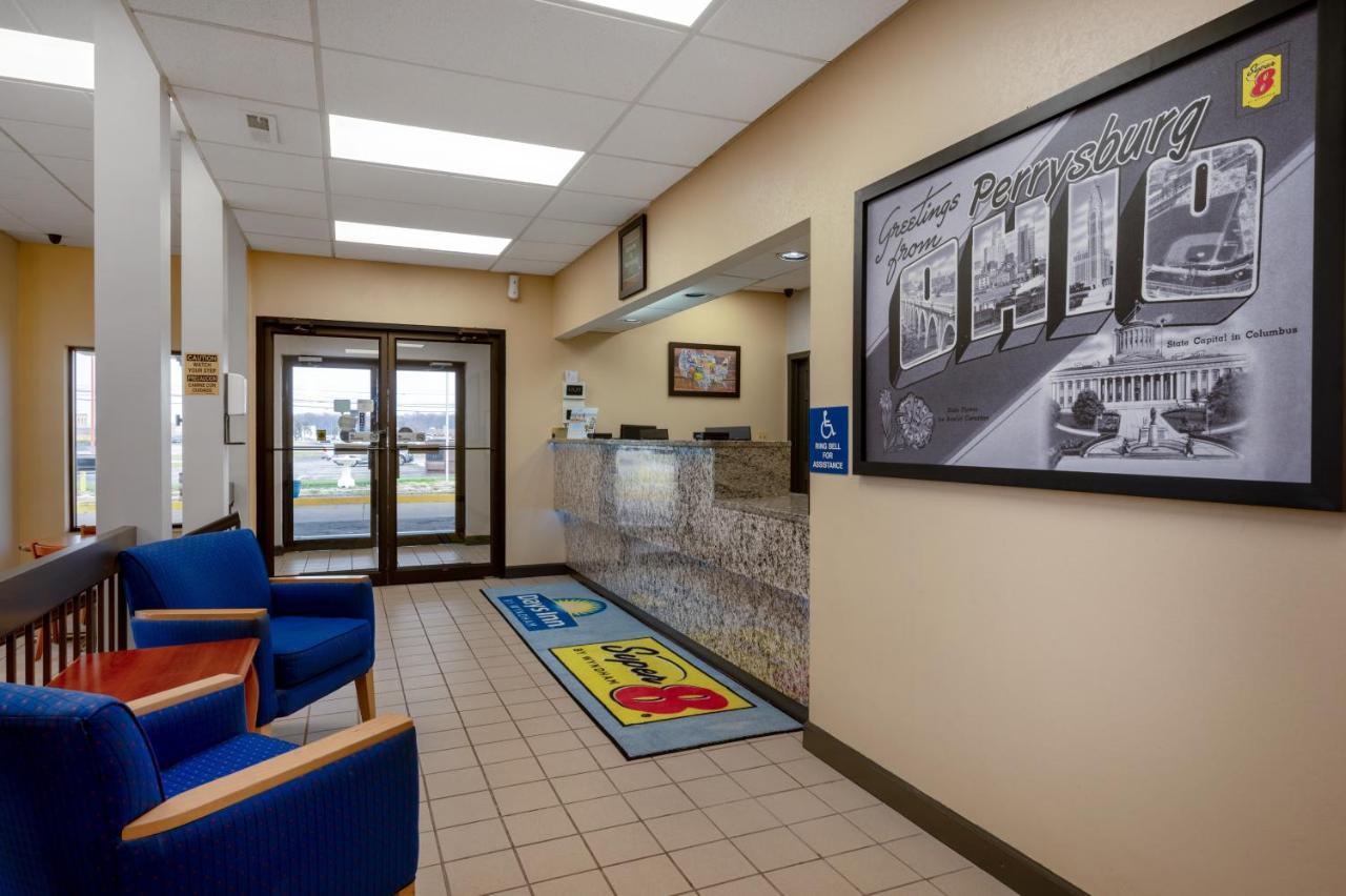 Hotel Super 8 By Wyndham Perrysburg-Toledo Exterior foto