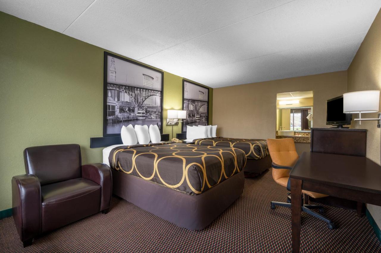 Hotel Super 8 By Wyndham Perrysburg-Toledo Exterior foto