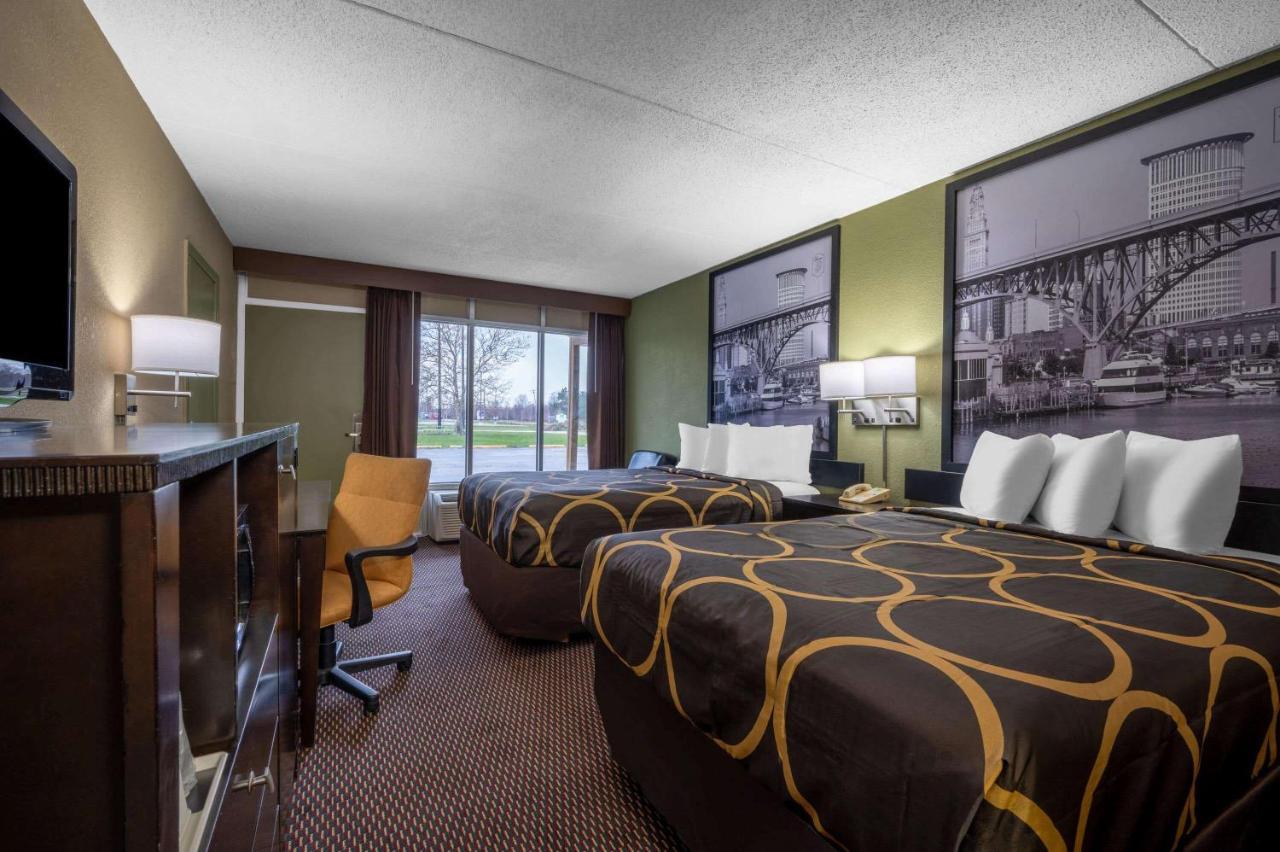 Hotel Super 8 By Wyndham Perrysburg-Toledo Exterior foto