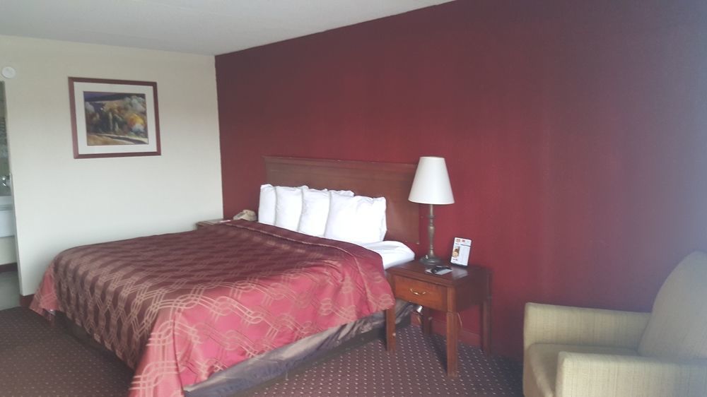 Hotel Super 8 By Wyndham Perrysburg-Toledo Exterior foto