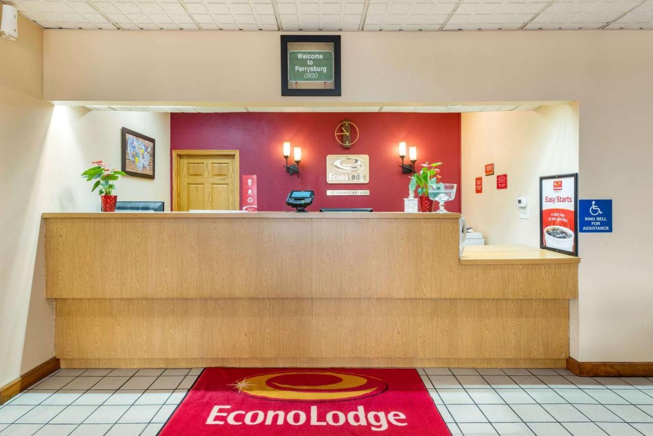 Hotel Super 8 By Wyndham Perrysburg-Toledo Exterior foto